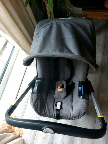 Doona baby pushchair silver - pushchair,