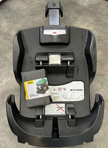 Doona isofix car seat - isofix,