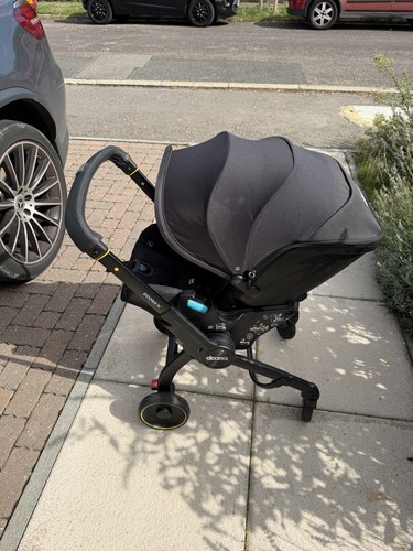 Doona with isofix base - with,