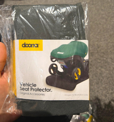 Doona vehicle seat protector - seat,